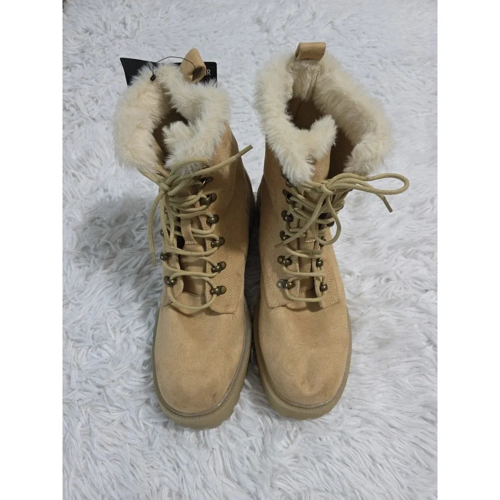 Forever 21 Beige boots women size 10 With Tags Faux‎ Fur Winter Casual Suede